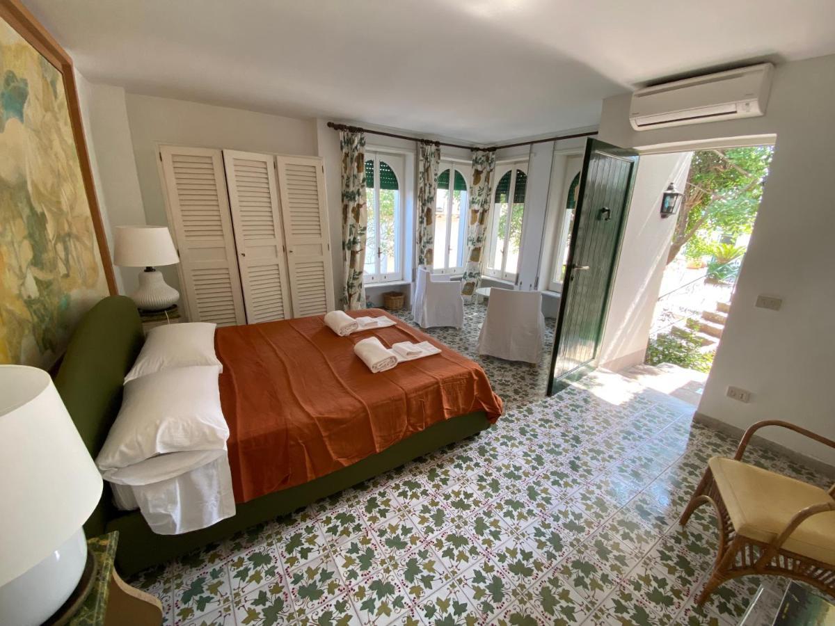 Charming Villa Capri Exteriér fotografie