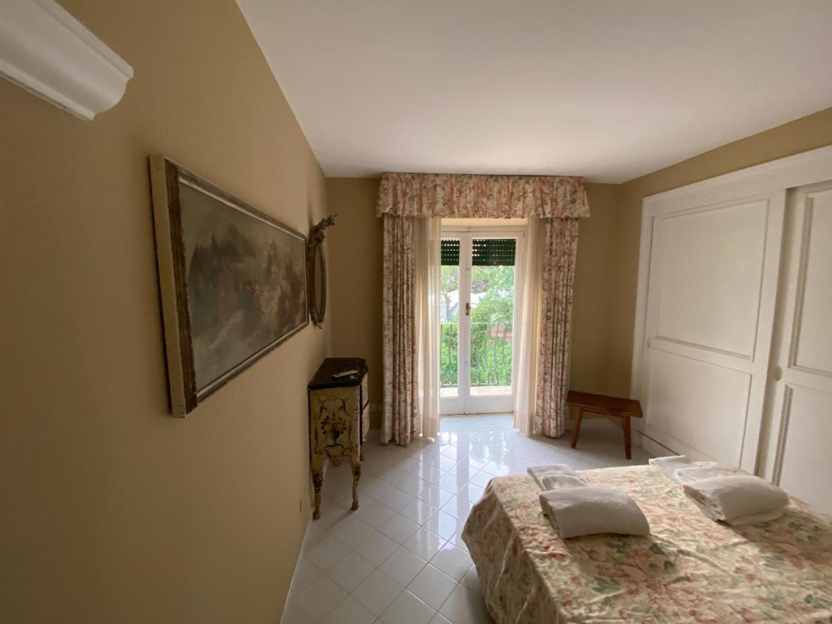 Charming Villa Capri Exteriér fotografie